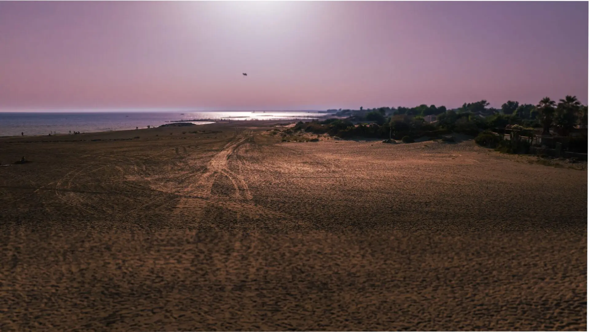Couché de soleil sur la plage des battues au Cap d'Agde