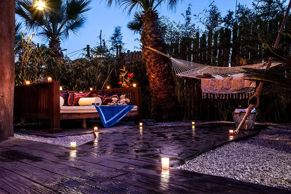 Jardin de la suite excellence boucaniers avec hamac et sunbed